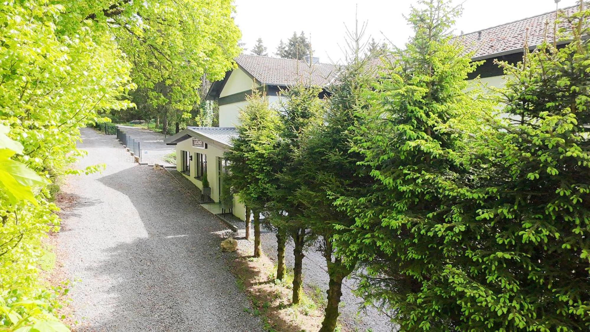 Gaestehotel Lucendi Premium Lounge Hohenleimbach Exterior photo